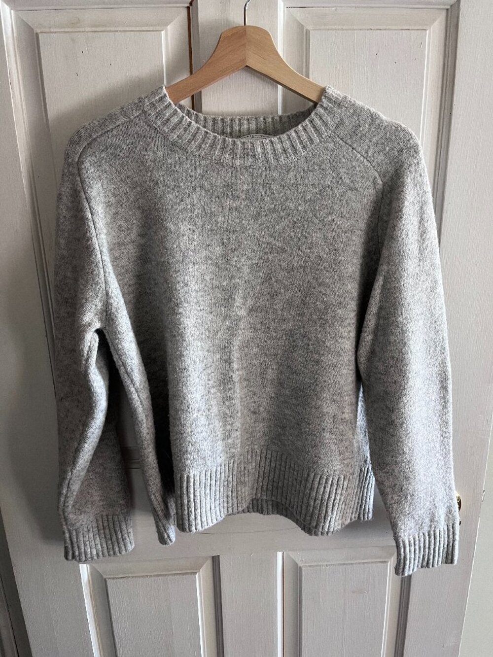 Simons Contemporarie Vision Classic Crewneck Sweater